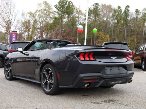 Used 2024 Ford Mustang Premium image 3