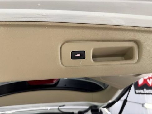 Used 2017 Acura RDX AWD w/ Advance Package image 10
