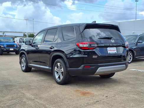 Used 2023 Honda Pilot EX-L image 4