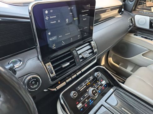 Used 2018 Lincoln Navigator L Black Label AWD/4WD image 29