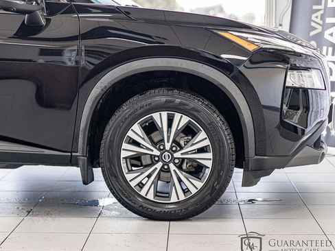 Used 2021 Nissan Rogue SV AWD/4WD image 11