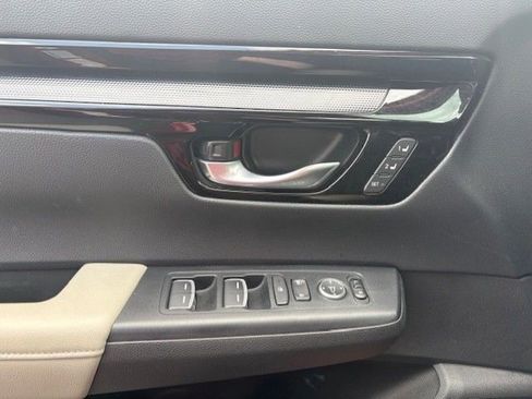 Used 2024 Honda CR-V EX-L image 9