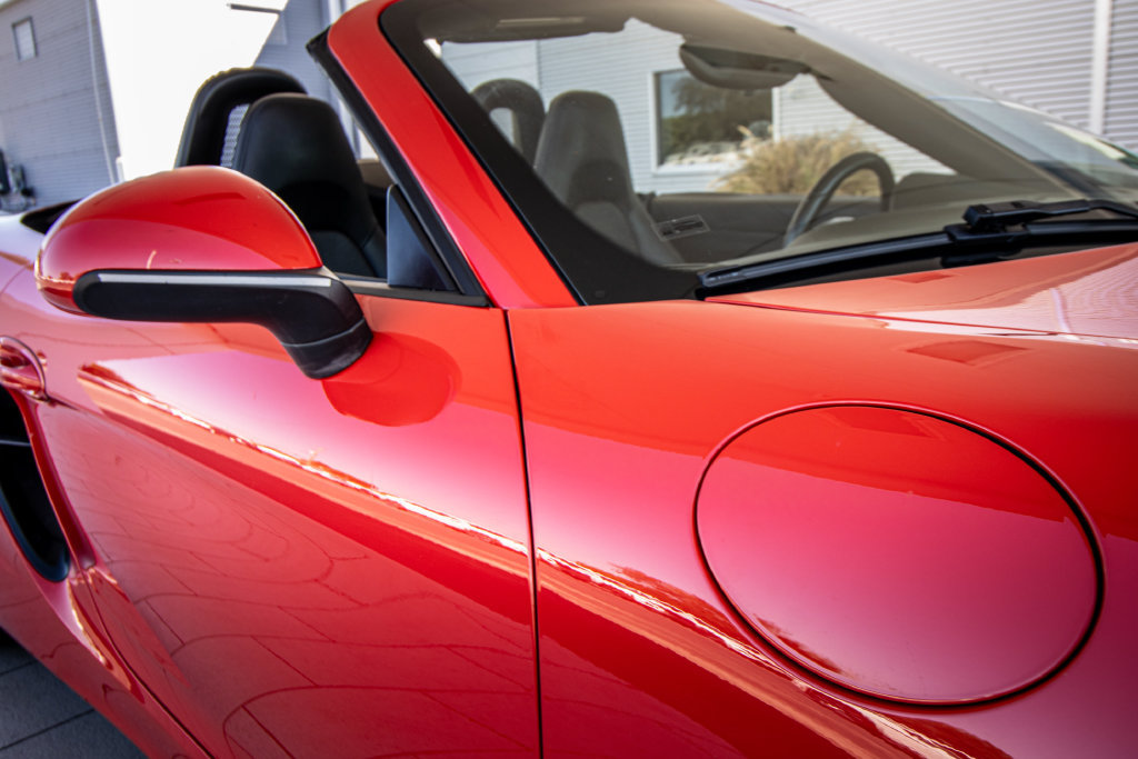 Used 2014 Porsche Boxster RWD image 4