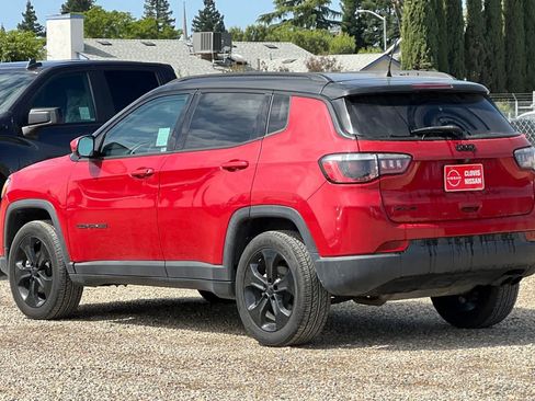 Used 2021 Jeep Compass Latitude AWD/4WD image 7