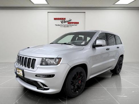 Used 2012 Jeep Grand Cherokee SRT8 w/ Luxury Group II AWD/4WD image 3