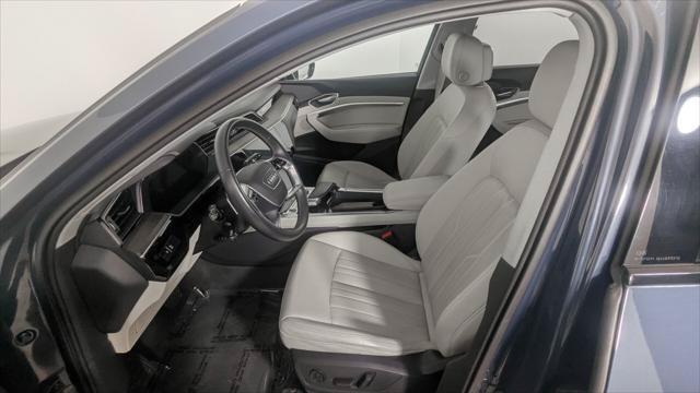 Used 2024 Audi Q8 e-tron Premium Plus w/ Premium Plus Package AWD/4WD image 14