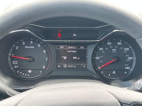 Used 2023 Chevrolet TrailBlazer LT w/ Convenience Package AWD/4WD image 19