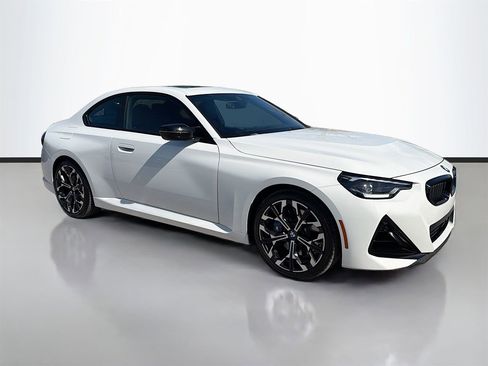 Used 2025 BMW M240i xDrive M240i image 3