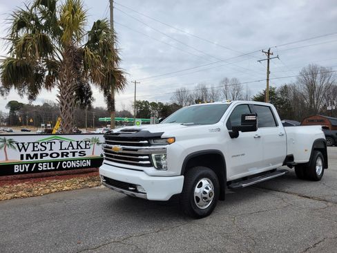 Used 2020 Chevrolet Silverado 3500 High Country image 1