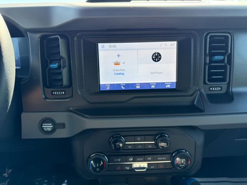 Used 2022 Ford Bronco Black Diamond AWD/4WD image 20
