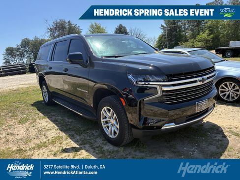 Used 2023 Chevrolet Suburban LT image 1