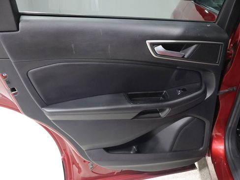 Used 2015 Ford Edge SEL w/ Equipment Group 201A AWD/4WD image 19