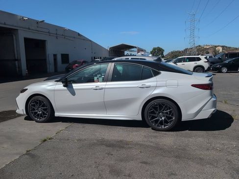 Used 2025 Toyota Camry XSE AWD/4WD image 7
