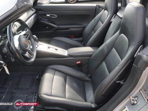 Used 2018 Porsche 718 Boxster S RWD image 18