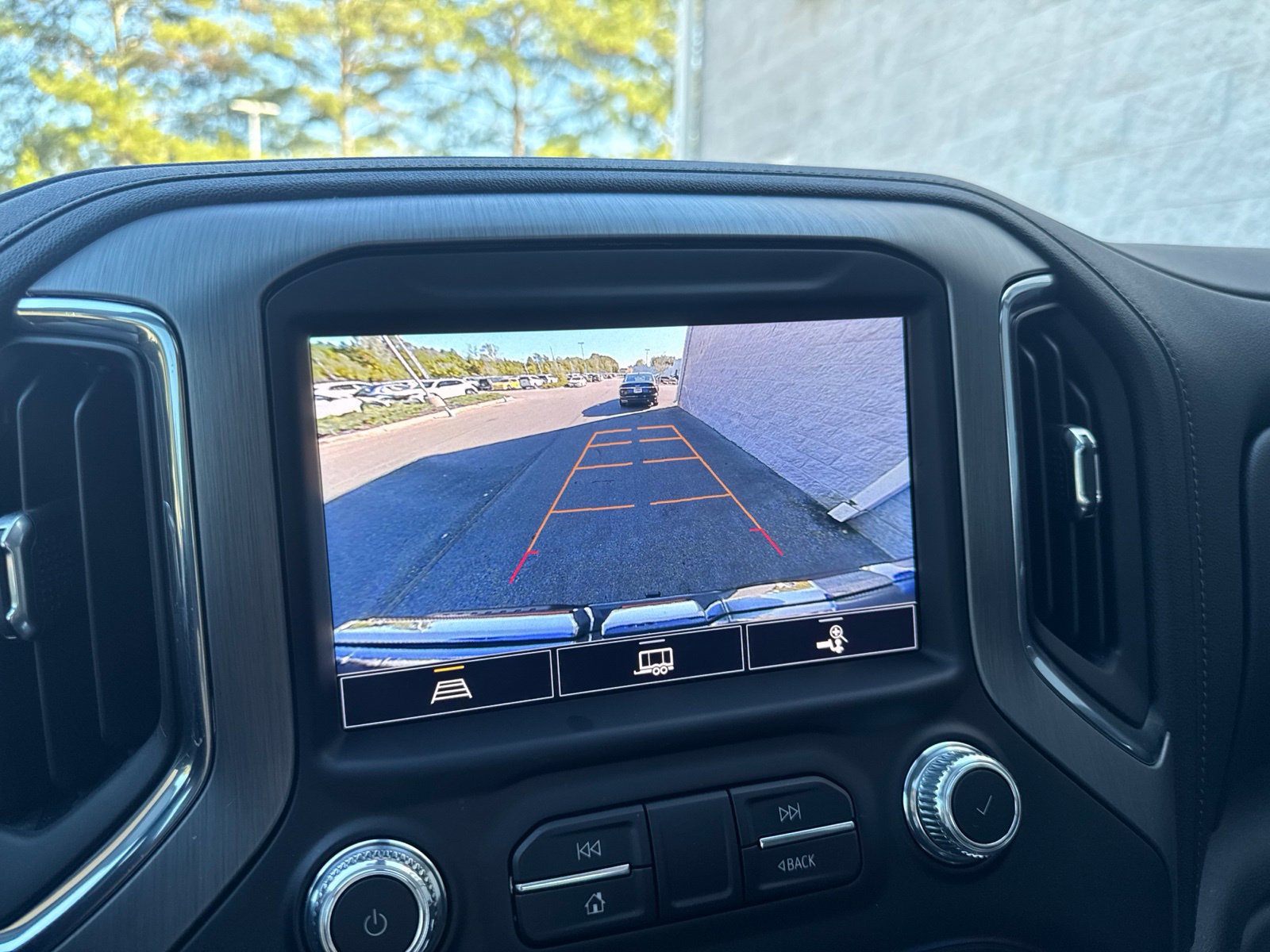 Used 2022 GMC Sierra 1500 Denali w/ Driver Alert Package II AWD/4WD image 14