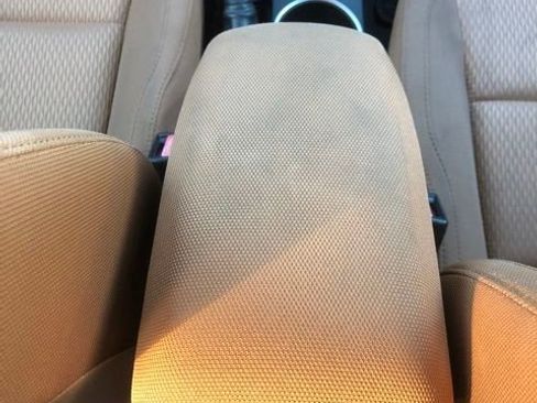 Used 2014 Toyota Corolla LE image 35