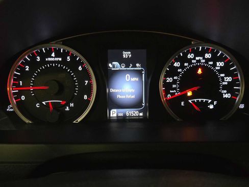 Used 2015 Toyota Camry XSE w/ Advanced Technology Package FWD image 12