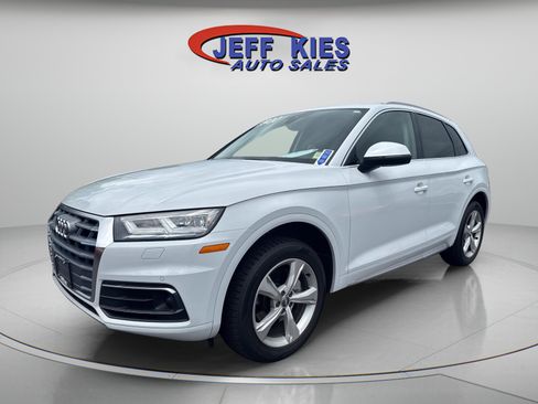 Used 2020 Audi Q5 2.0T Premium Plus w/ Premium Plus Package AWD/4WD image 1