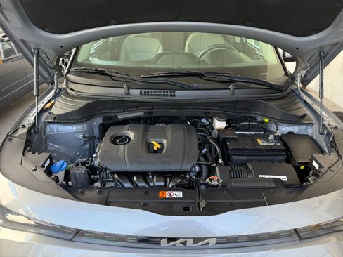 Used 2025 Kia Soul LX w/ Option Group 015 image 32