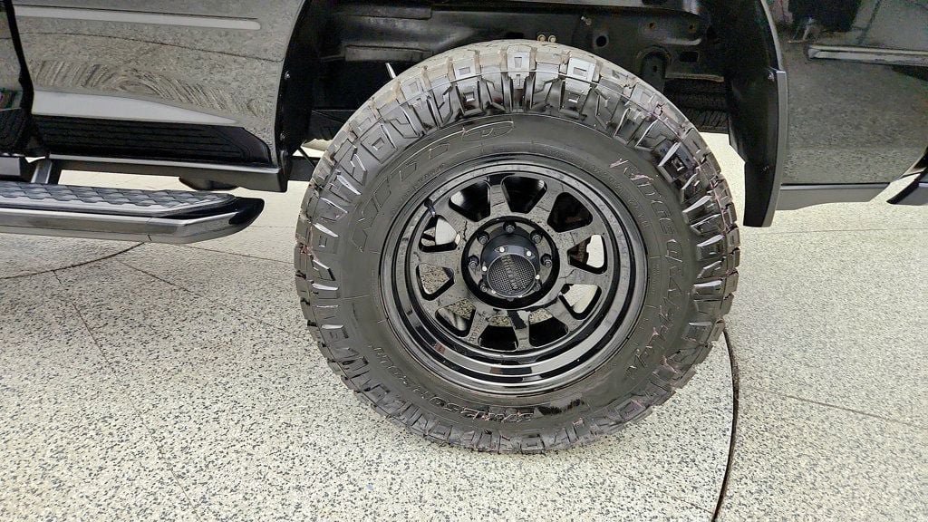Used 2023 RAM 2500 Laramie AWD/4WD image 9