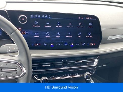 Certified 2026 Chevrolet Traverse LT w/ Driver Confidence Package AWD/4WD image 9