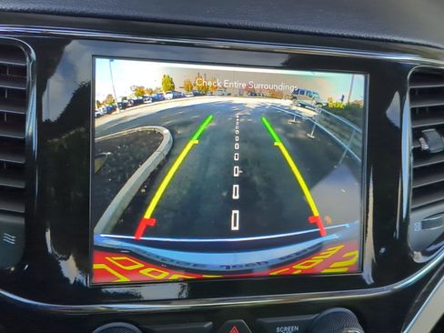 Used 2021 Jeep Grand Cherokee Limited w/ Trailer Tow Group IV image 20