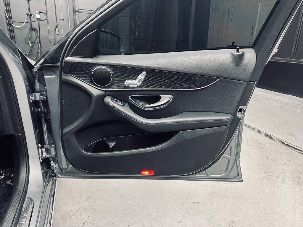 Used 2016 Mercedes-Benz C 300 Sedan image 23