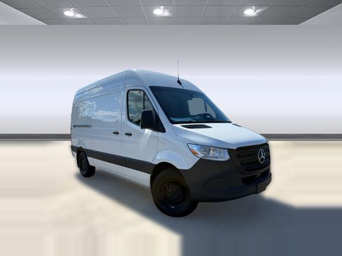New 2025 Mercedes-Benz Sprinter 2500 image 6