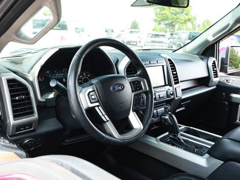Used 2017 Ford F150 Lariat w/ Equipment Group 502A Luxury AWD/4WD image 28