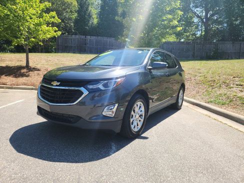 Used 2019 Chevrolet Equinox LT FWD image 4