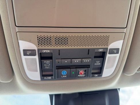 Used 2017 Acura MDX w/Technology Pkg image 18