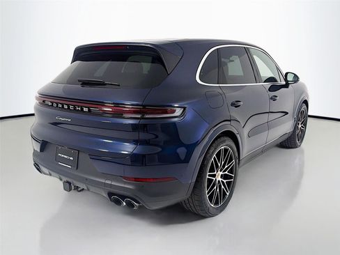 New 2026 Porsche Cayenne image 25