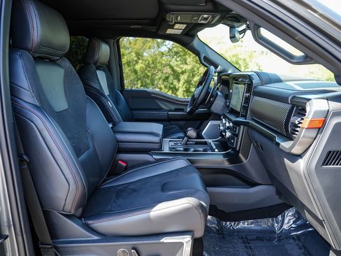 Used 2025 Ford F150 Raptor AWD/4WD image 17