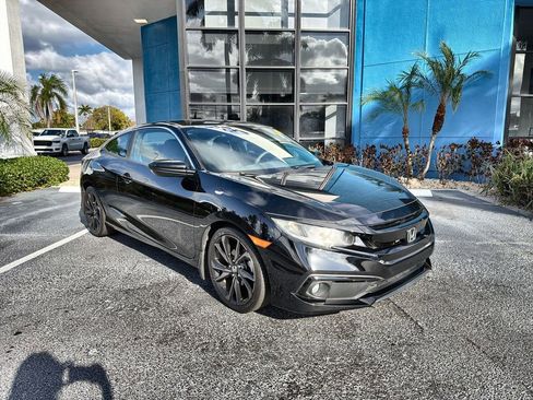 Used 2019 Honda Civic Sport image 2