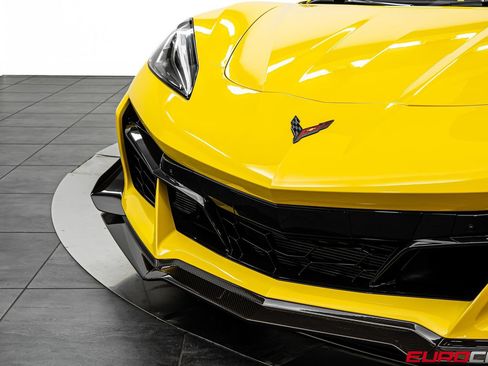 Used 2026 Chevrolet Corvette Z06 RWD image 13
