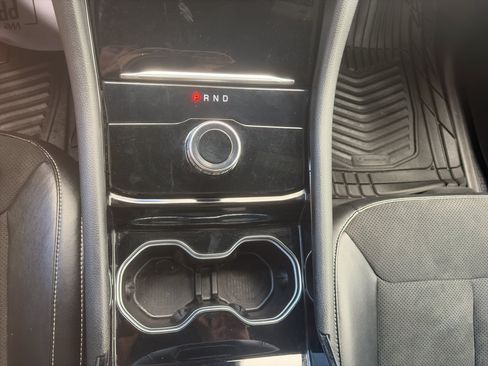 Used 2023 Jeep Grand Cherokee Altitude AWD/4WD image 16