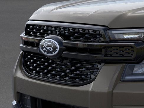 New 2025 Ford Ranger XLT w/ Black Appearance Package image 17