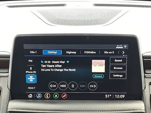 Used 2021 Chevrolet Tahoe Premier w/ Premium Package image 37