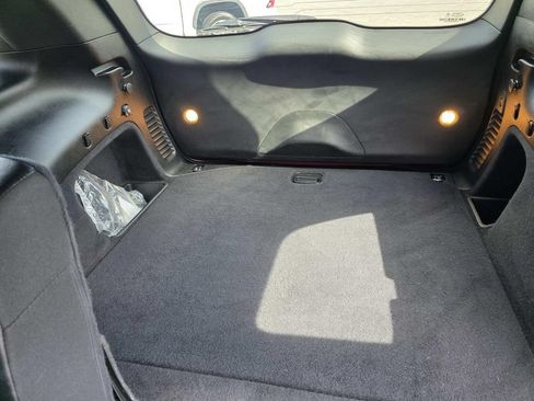 Used 2019 Jeep Grand Cherokee Altitude RWD image 8