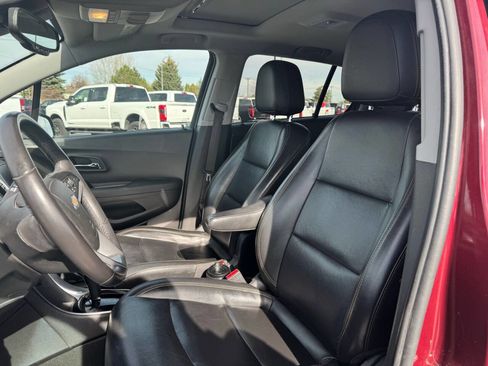 Used 2017 Chevrolet Trax Premier image 10