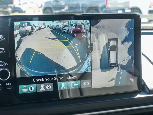 Used 2024 Honda Pilot Elite image 24