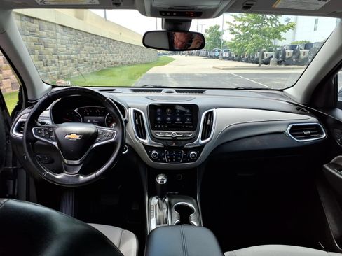 Used 2019 Chevrolet Equinox Premier AWD/4WD image 34