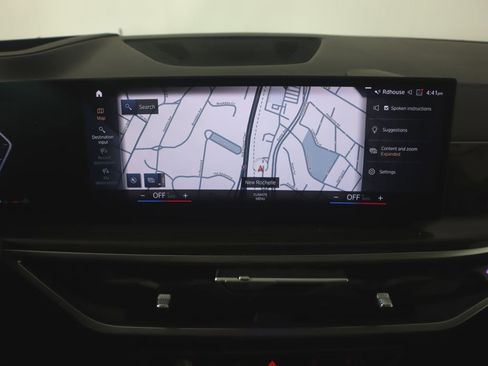 Used 2023 BMW X7 xDrive40i w/ Premium Package image 12