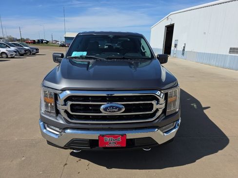 Used 2021 Ford F150 XLT w/ Equipment Group 302A High AWD/4WD image 3