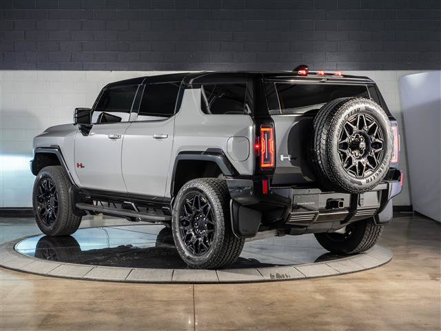 Used 2024 GMC Hummer EV 2X w/ LPO, Sport Package AWD/4WD image 3