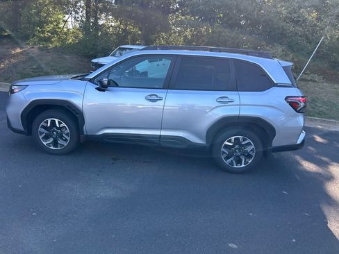 Certified 2026 Subaru Forester Premium AWD/4WD image 8