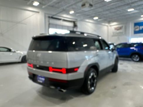 Used 2025 Hyundai Santa Fe SEL image 8