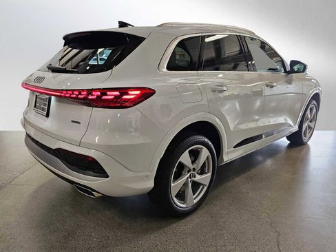 New 2025 Audi Q5 Premium Plus image 7