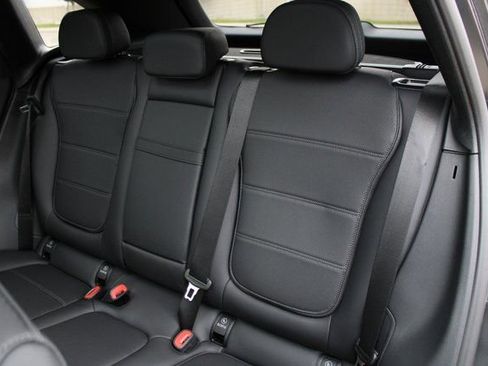 New 2025 Mercedes-Benz GLC 300 4MATIC image 32
