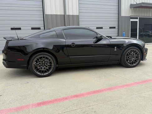 Used 2014 Ford Mustang Shelby GT500 w/ Equipment Group 821A RWD image 55